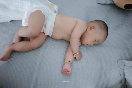 河源宝宝呼吸道感染发烧